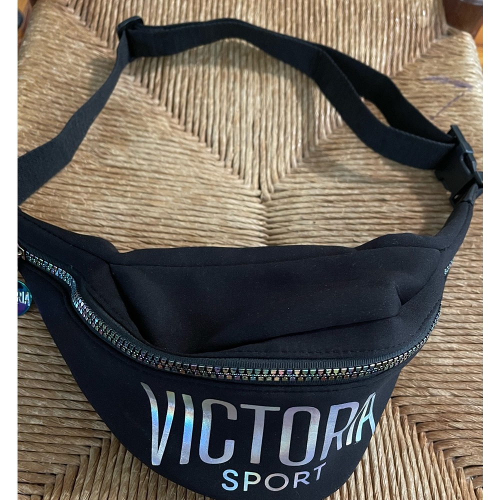 Victoria Sport bag, black, never used. Adjustable strap. Clean inside